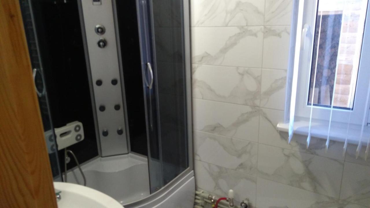 Hotel Базилік Jaremče Exteriér fotografie